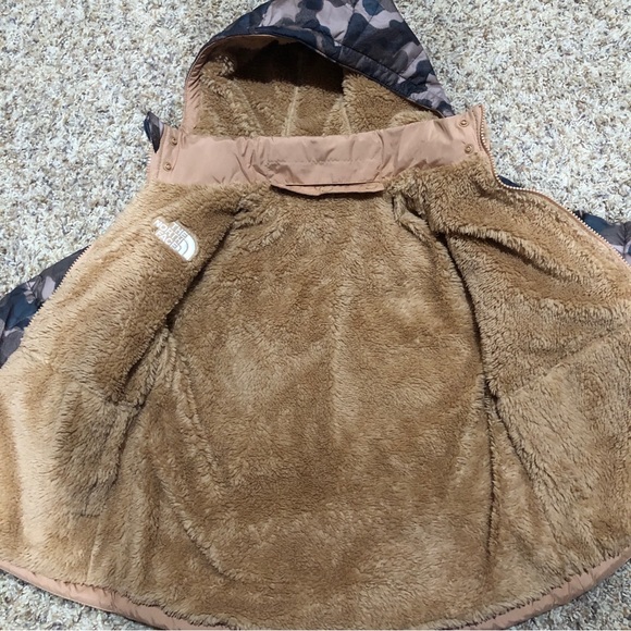 The North Face Boys' Reversible Mt Chimbo Full Zip Hooded Jacket - Picture 9 of 16